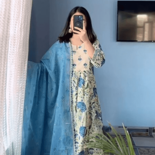 Ghulbahar Three piece set